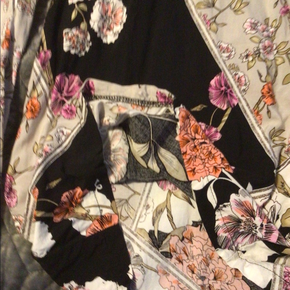 Jaase Black Floral Wide leg Deep V-neck Tie Waist Jumpsuit - Picture 13 of 16